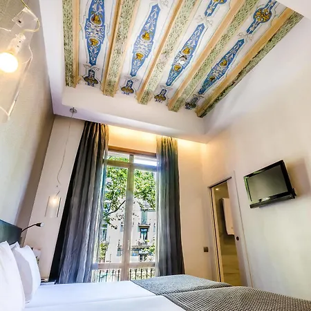 Hotel Exe Ramblas Boquería 3*